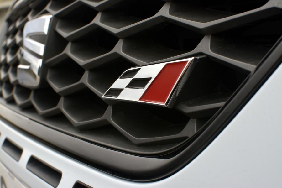  Seat Leon Cupra 280 2014 года  (UK) (фото 33 из 66)